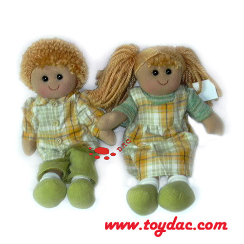 Плюшевая кукла из мягкой ткани цвета
