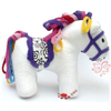 Мягкая цветная игрушка-лошадь белого цвета